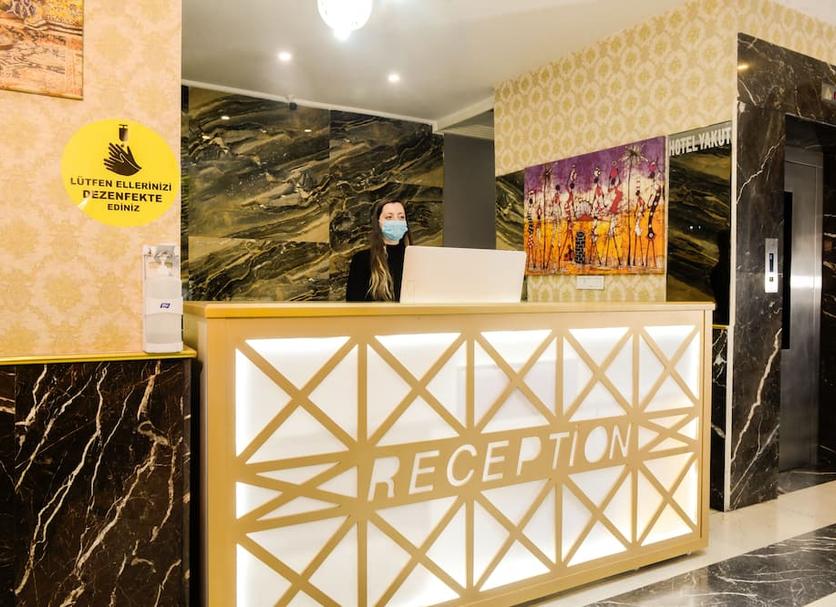 Front desk Photo
