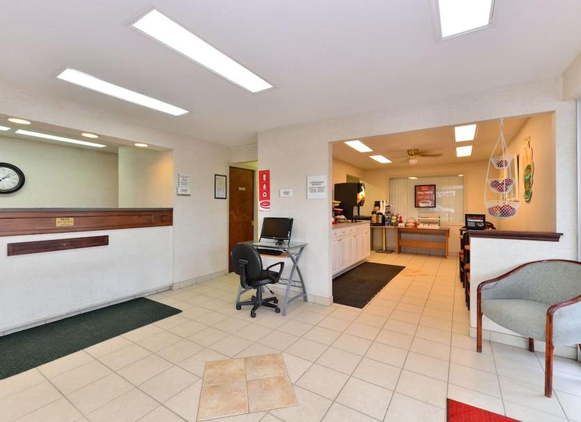 Front desk Photo