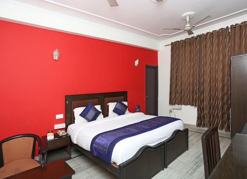 Bedroom Photo