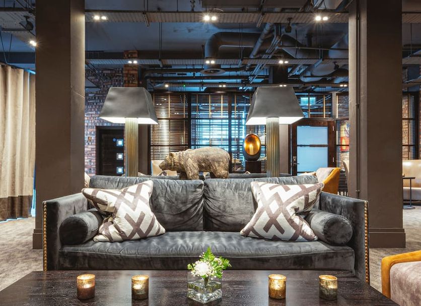 Lounge Photo