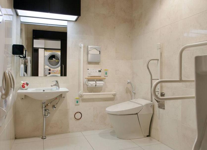 Bathroom Photo