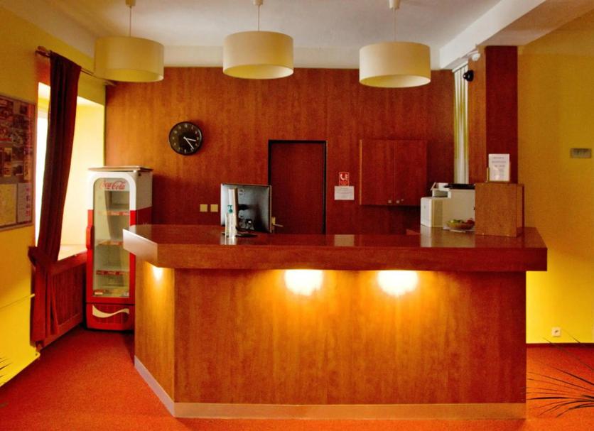 Front desk Photo