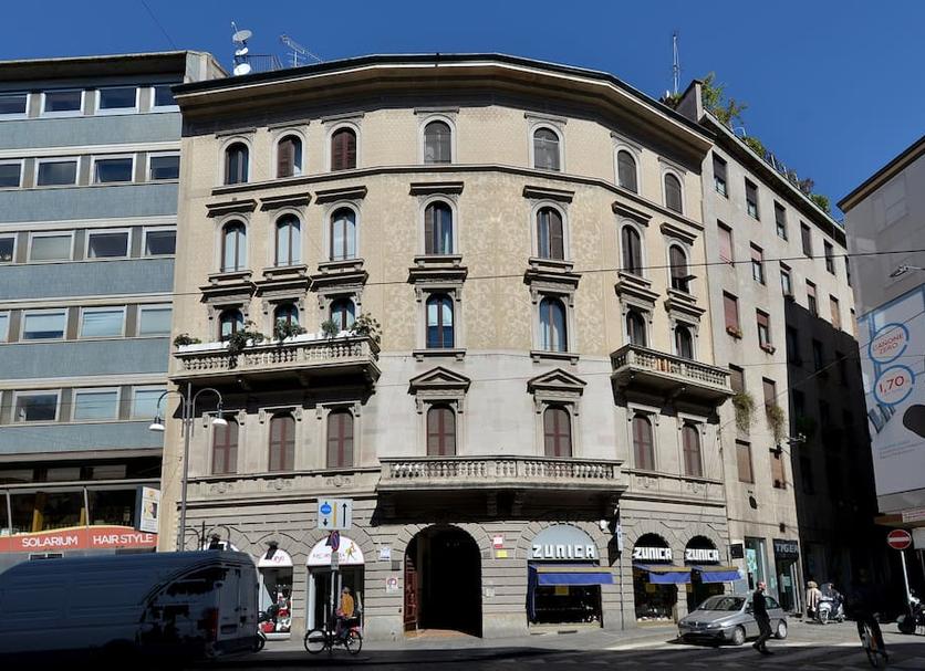 Building Photo