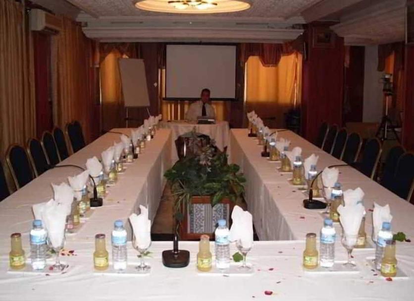 Conference room Photo