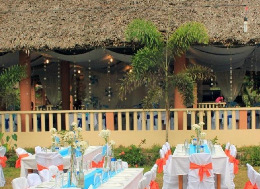 Banquet hall Photo