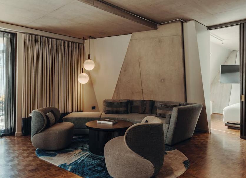Lounge Photo