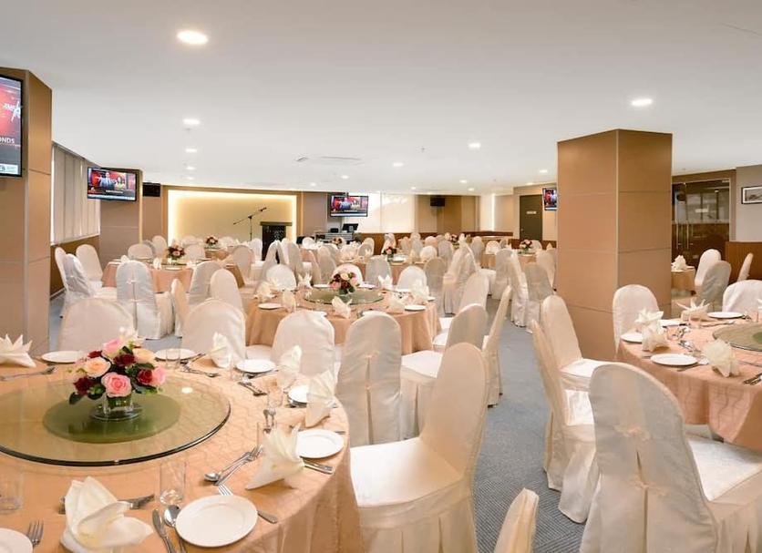 Banquet hall Photo