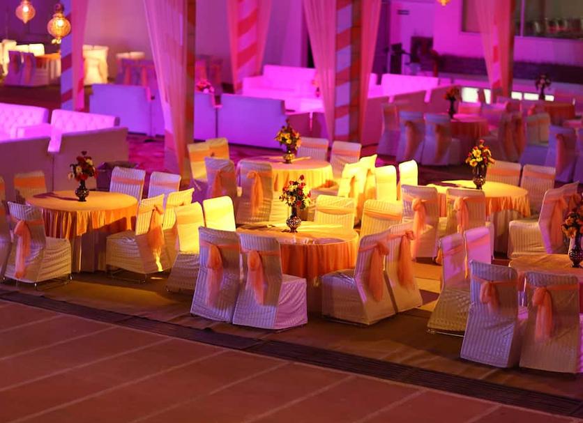 Banquet hall Photo