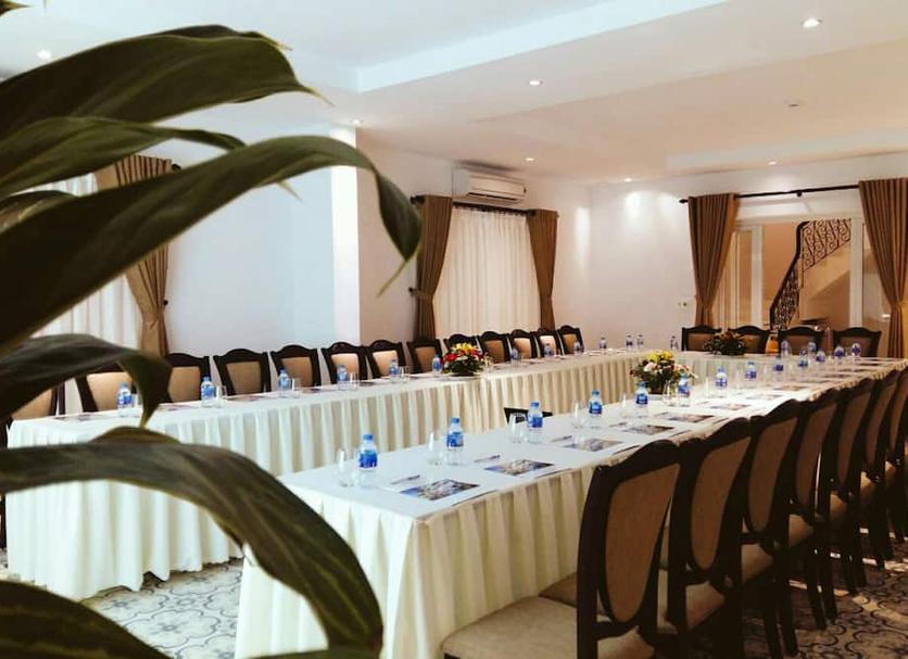Conference room Photo