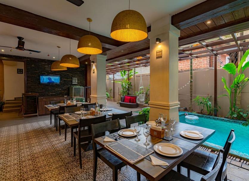 Restaurant Photo
