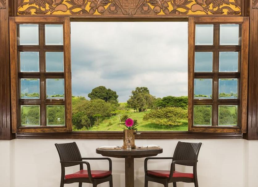 Dining room Photo