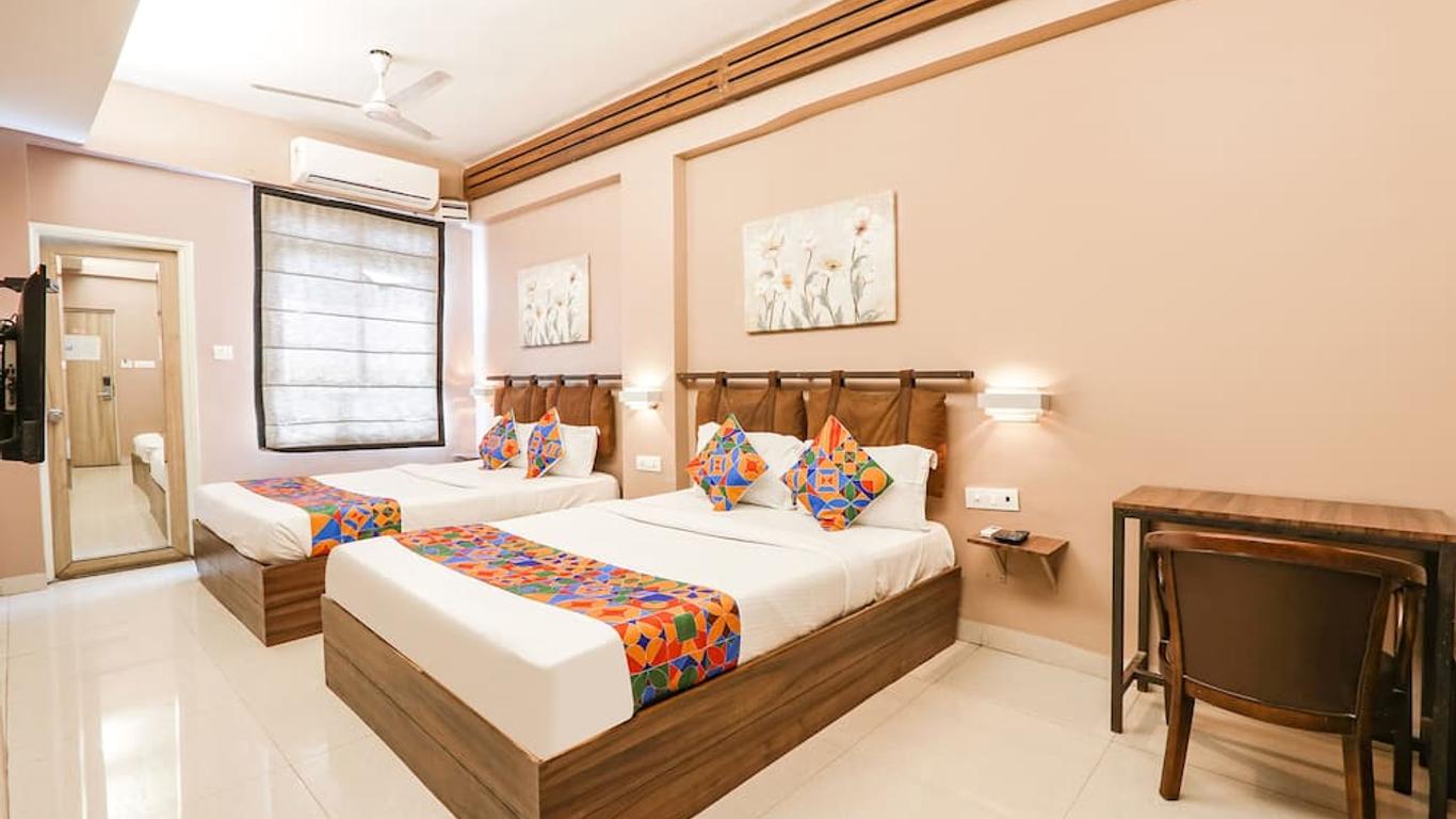 Fabhotel Arastu Plaza - Nr Nampally Railway Station
