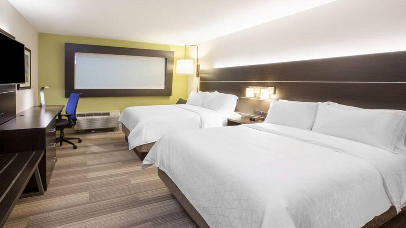 Holiday Inn Express & Suites Goodland I-70