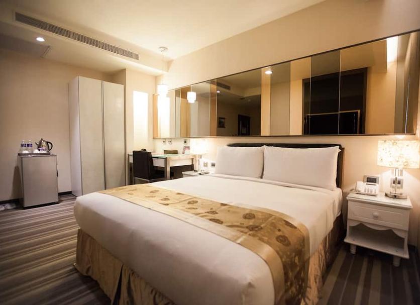 Bedroom Photo