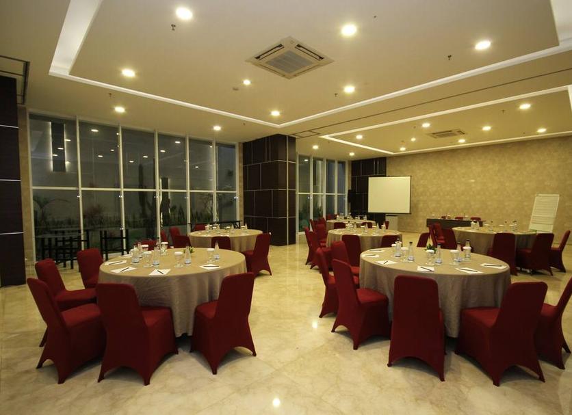 Banquet hall Photo