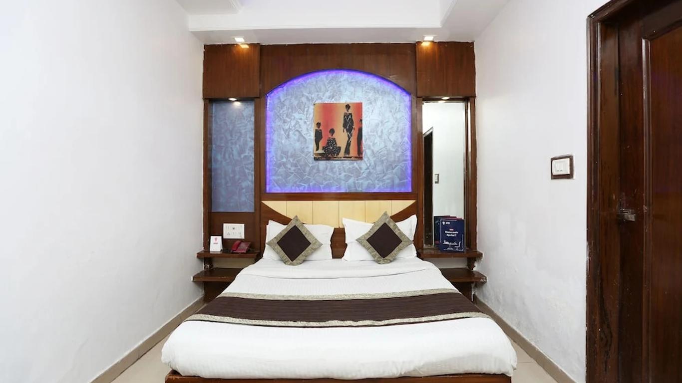 OYO 3919 Hotel Sai Dham