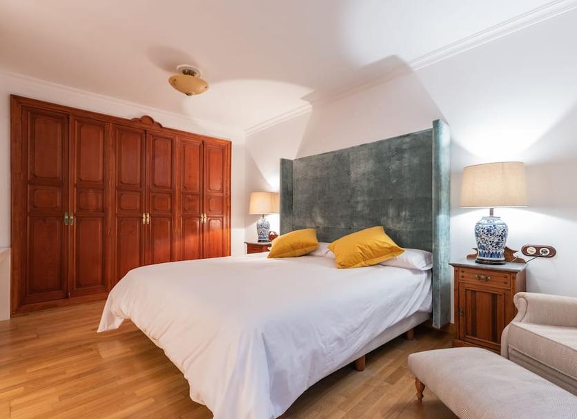 Bedroom Photo