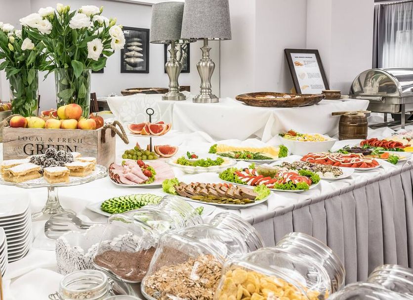 Buffet Photo