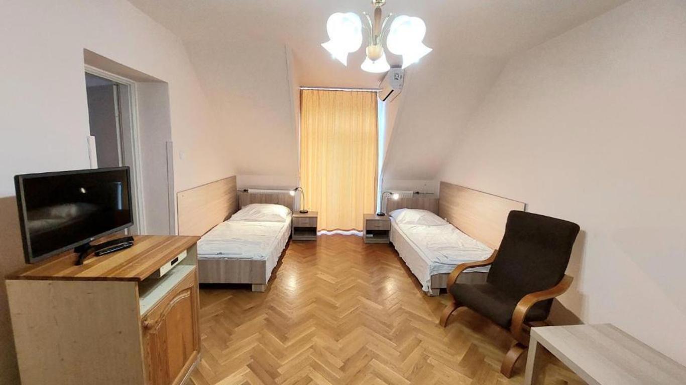 Thermal Hotel