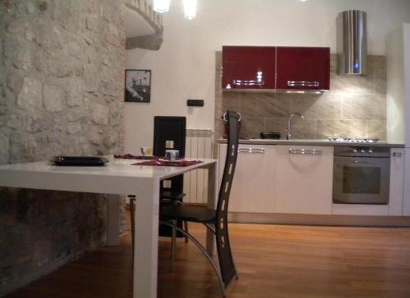 Kitchen Photo