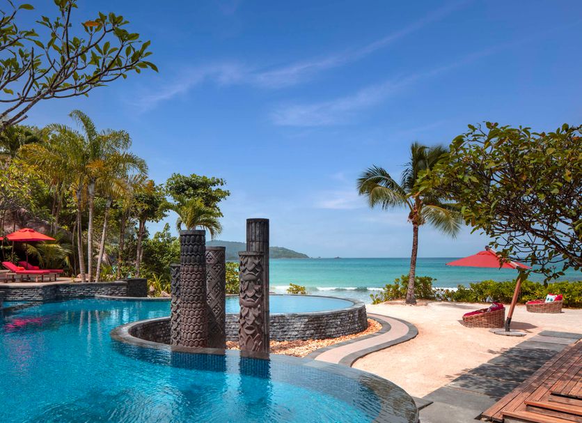 Anantara Maia Seychelles Villas in Anse Boileau with infinity pool, sea view and beach loungers