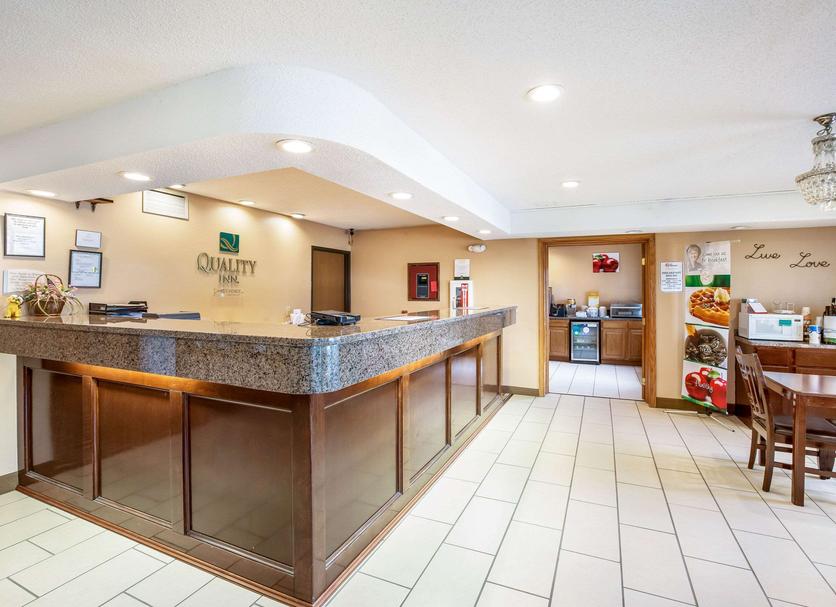Front desk Photo