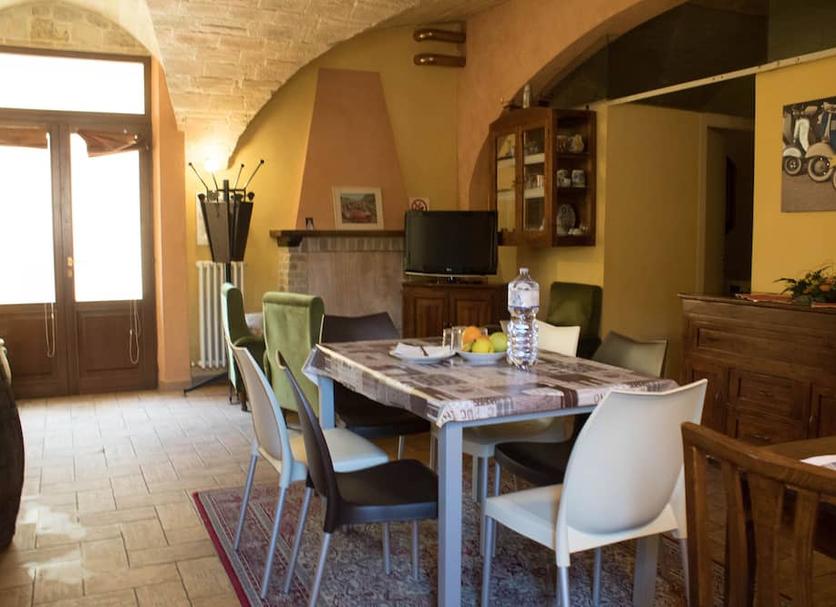 Dining room Photo