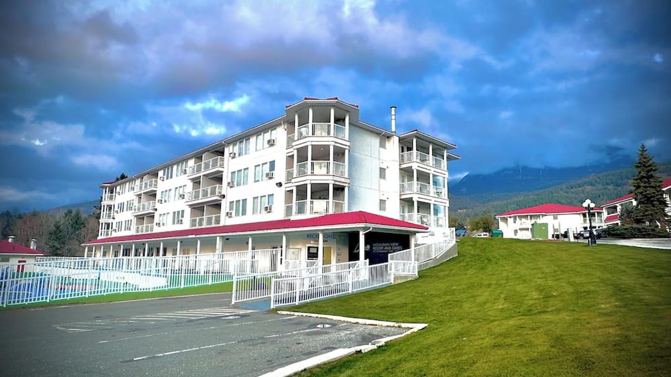 Mountain View Resort and Suites at Fairmont Hot Springs