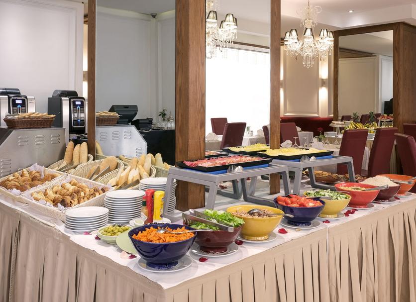 Buffet Photo