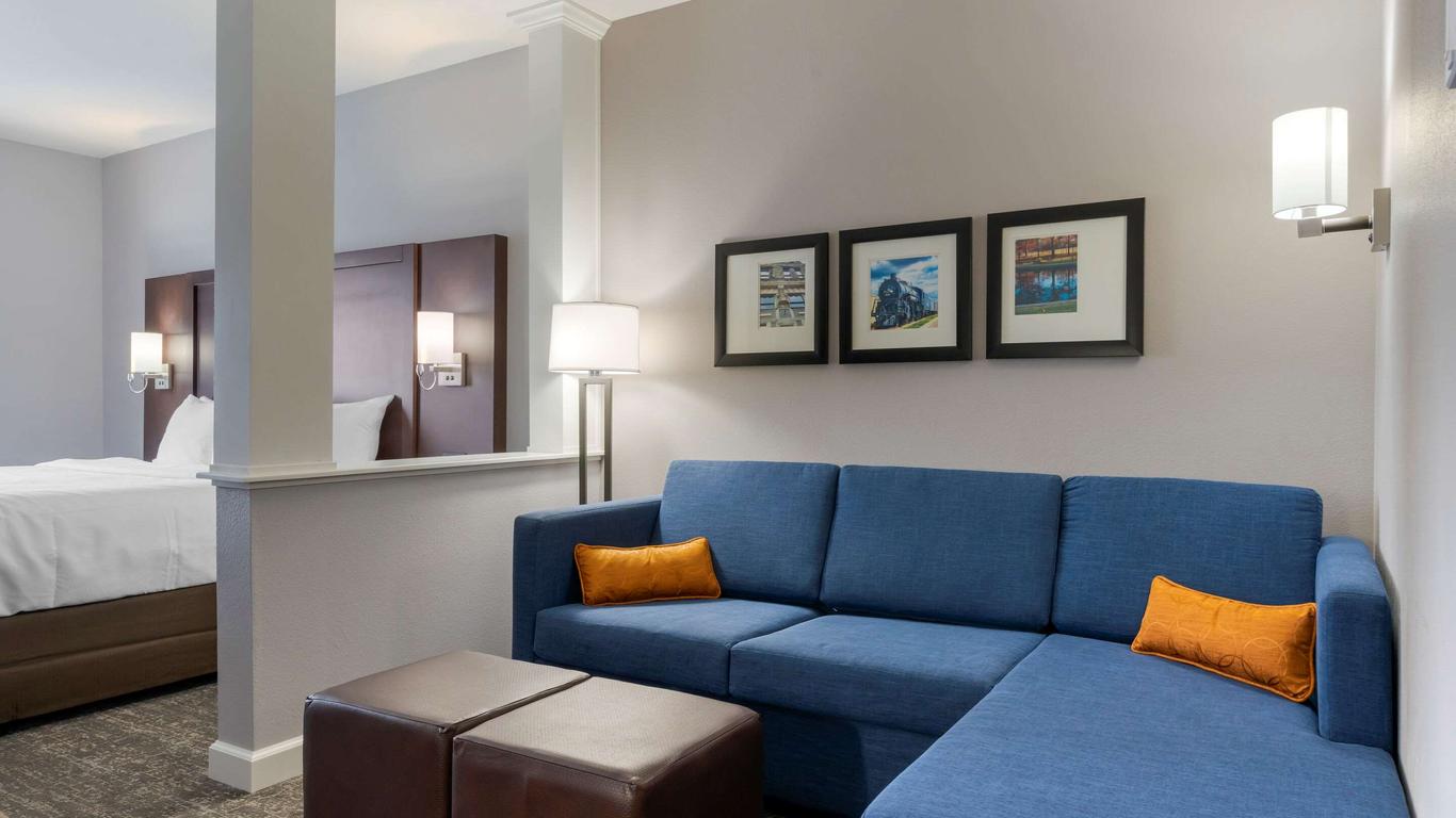 Comfort Suites