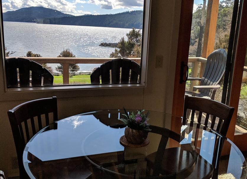 Dining room Photo
