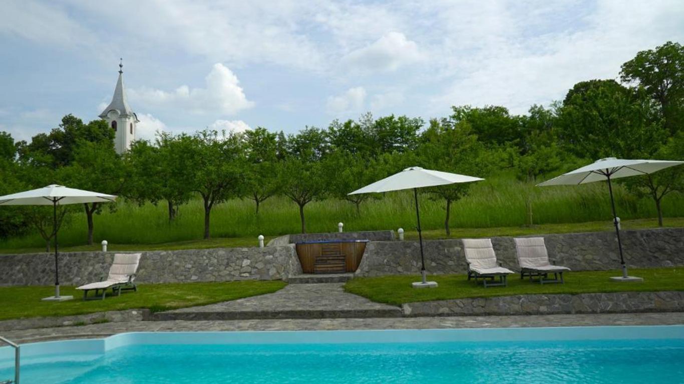 Boutique Hotel Le Baron