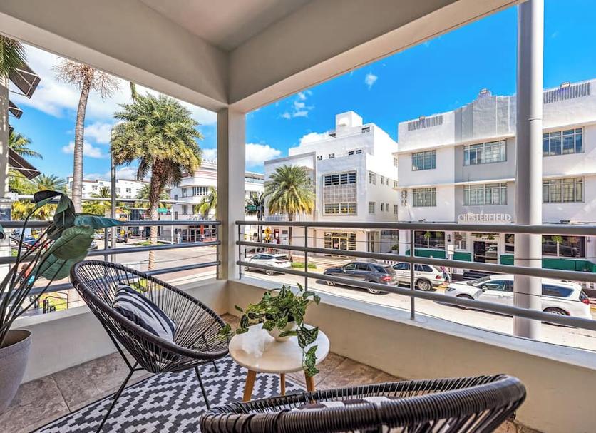 Balcony Photo
