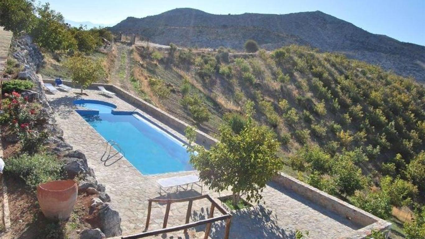 Arodamos Guesthouse