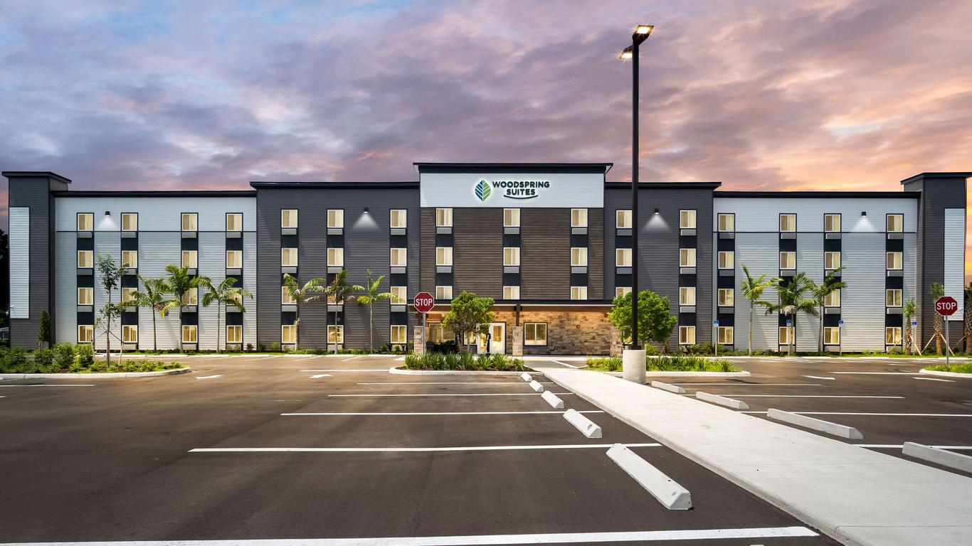 Woodspring Suites Fort Myers - Cape Coral