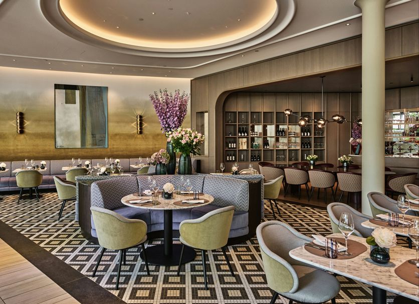 Restaurant Photo