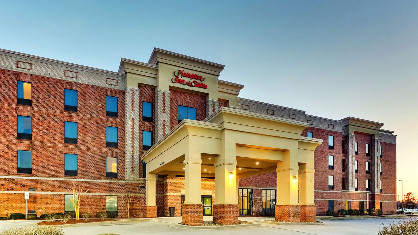 Hampton Inn and Suites Swansboro Near Camp Lejeune