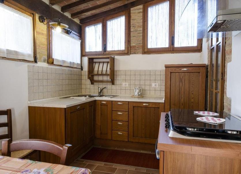 Kitchen Photo
