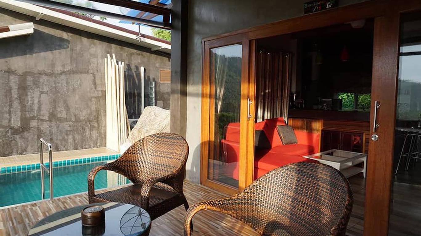 Baan View Talay Pool Villas