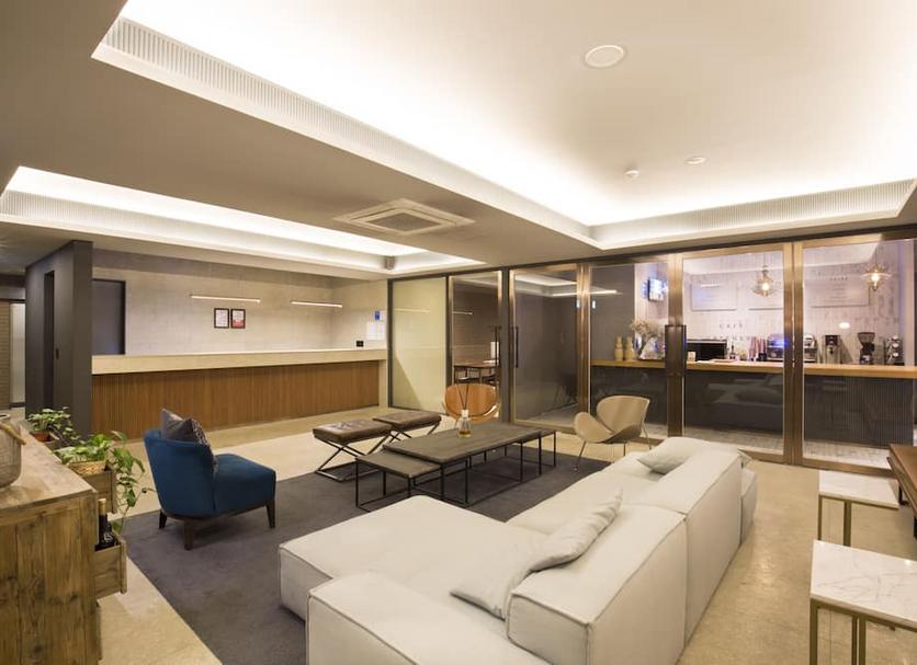 Lounge Photo
