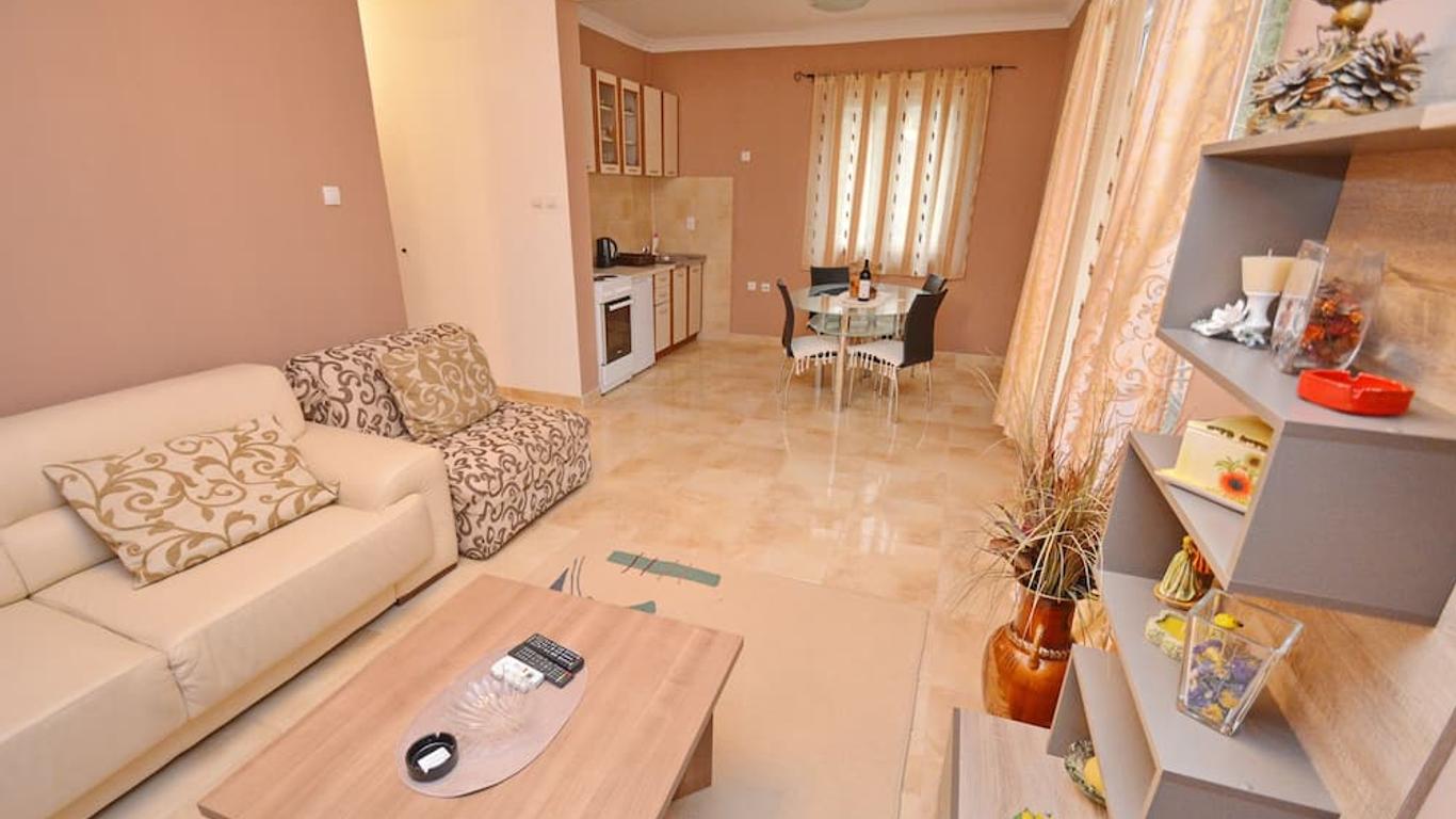 Marinero Apartments