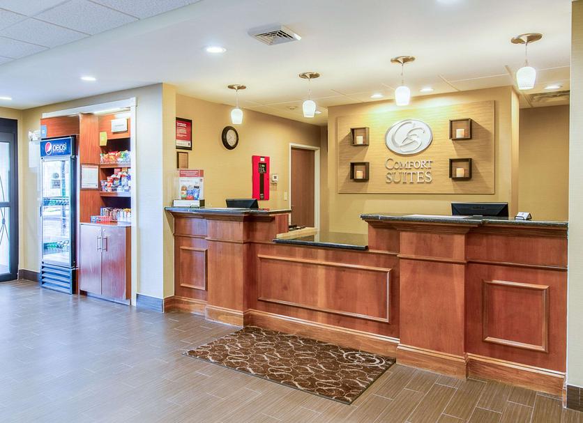 Front desk Photo