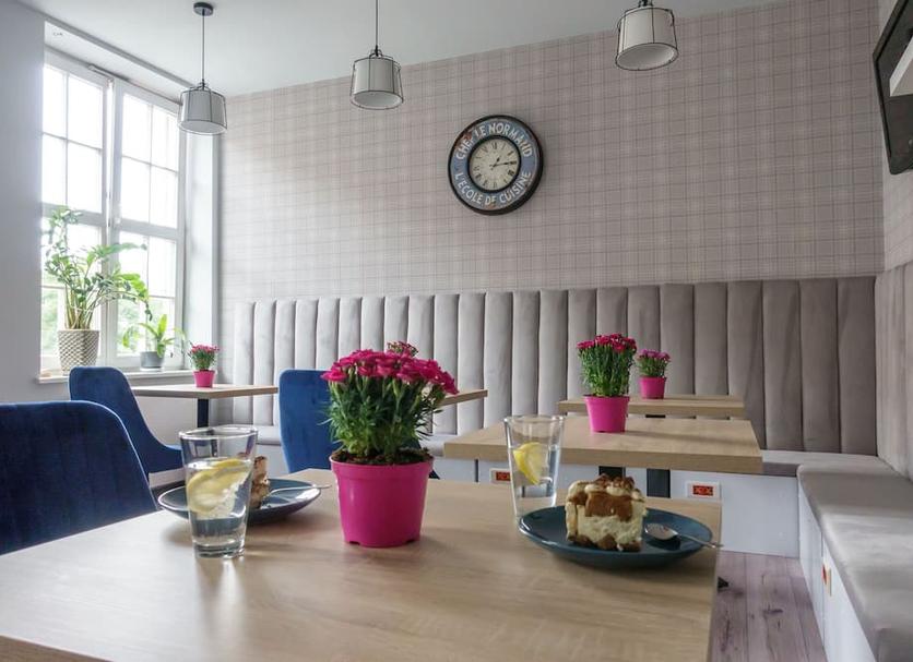 Dining room Photo