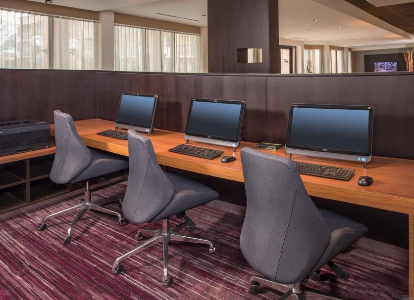 Business center Photo