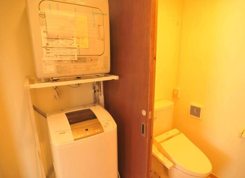 Laundry facility Photo