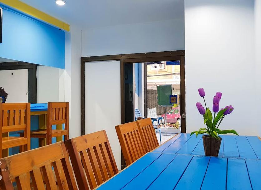 Dining room Photo