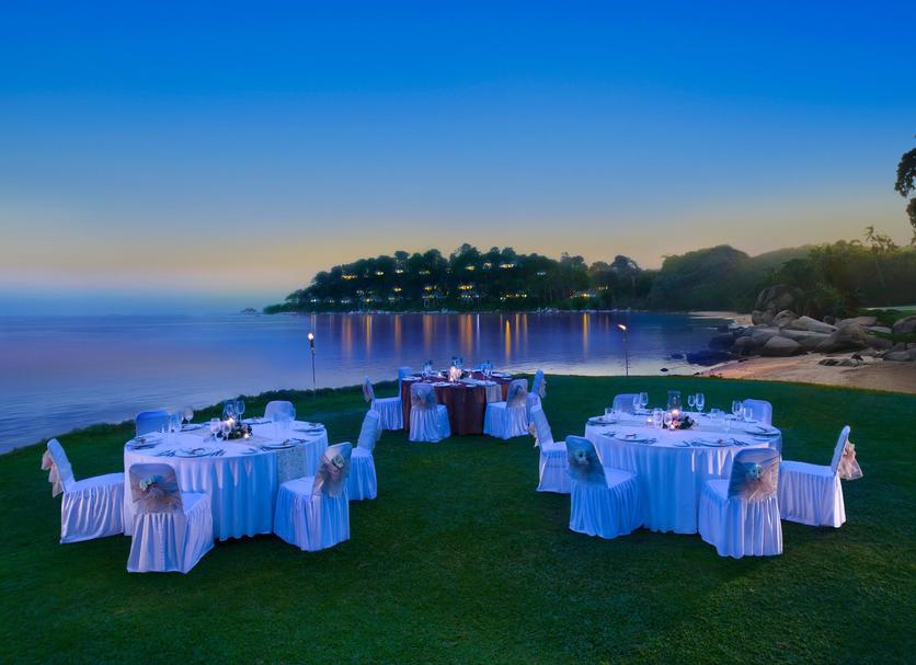 Banquet hall Photo