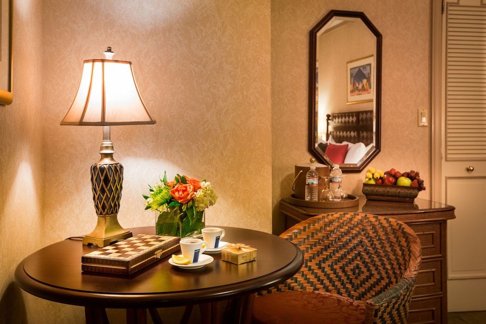 Room amenity