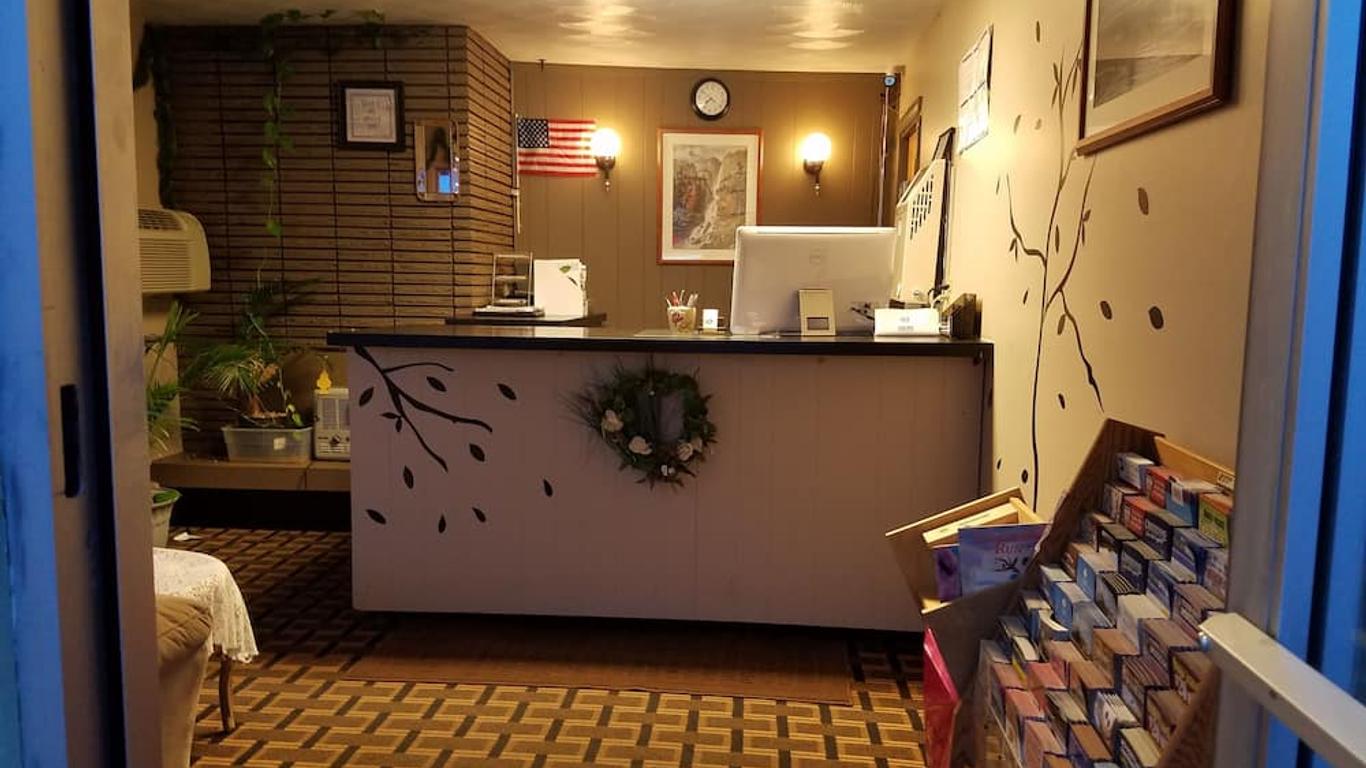 Travelodge by Wyndham Evanston