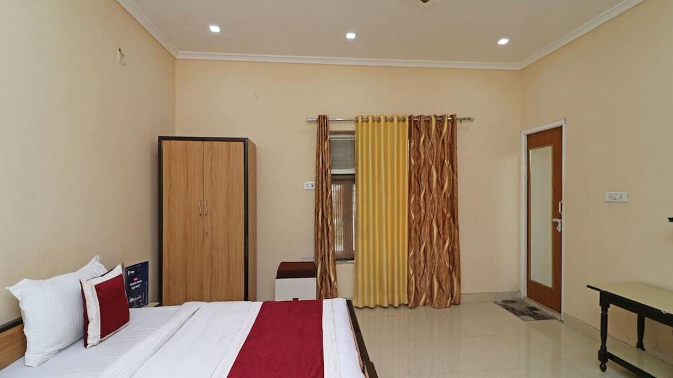 Oyo 9307 Home Stay Hotel Nirmal Palace
